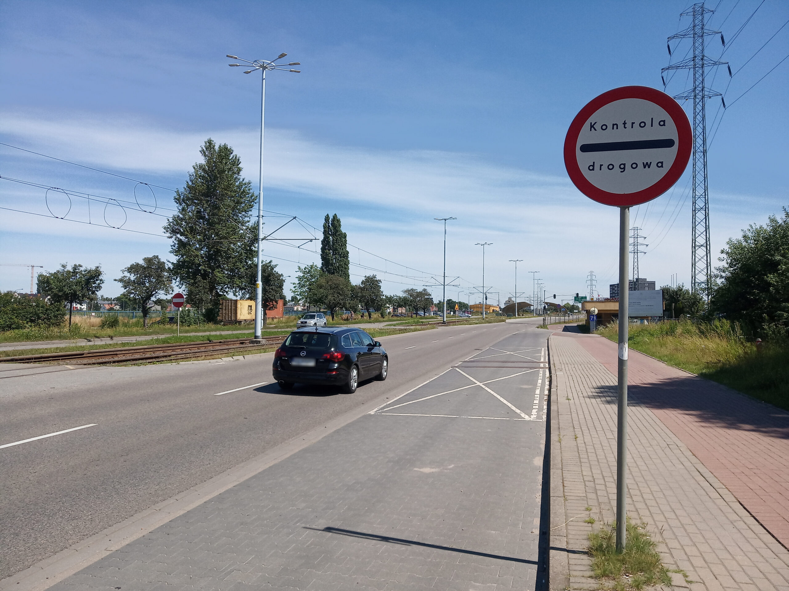 „Kontrola drogowa” na ul. Marynarki Polskiej w Gdańsku – Usuń Znak